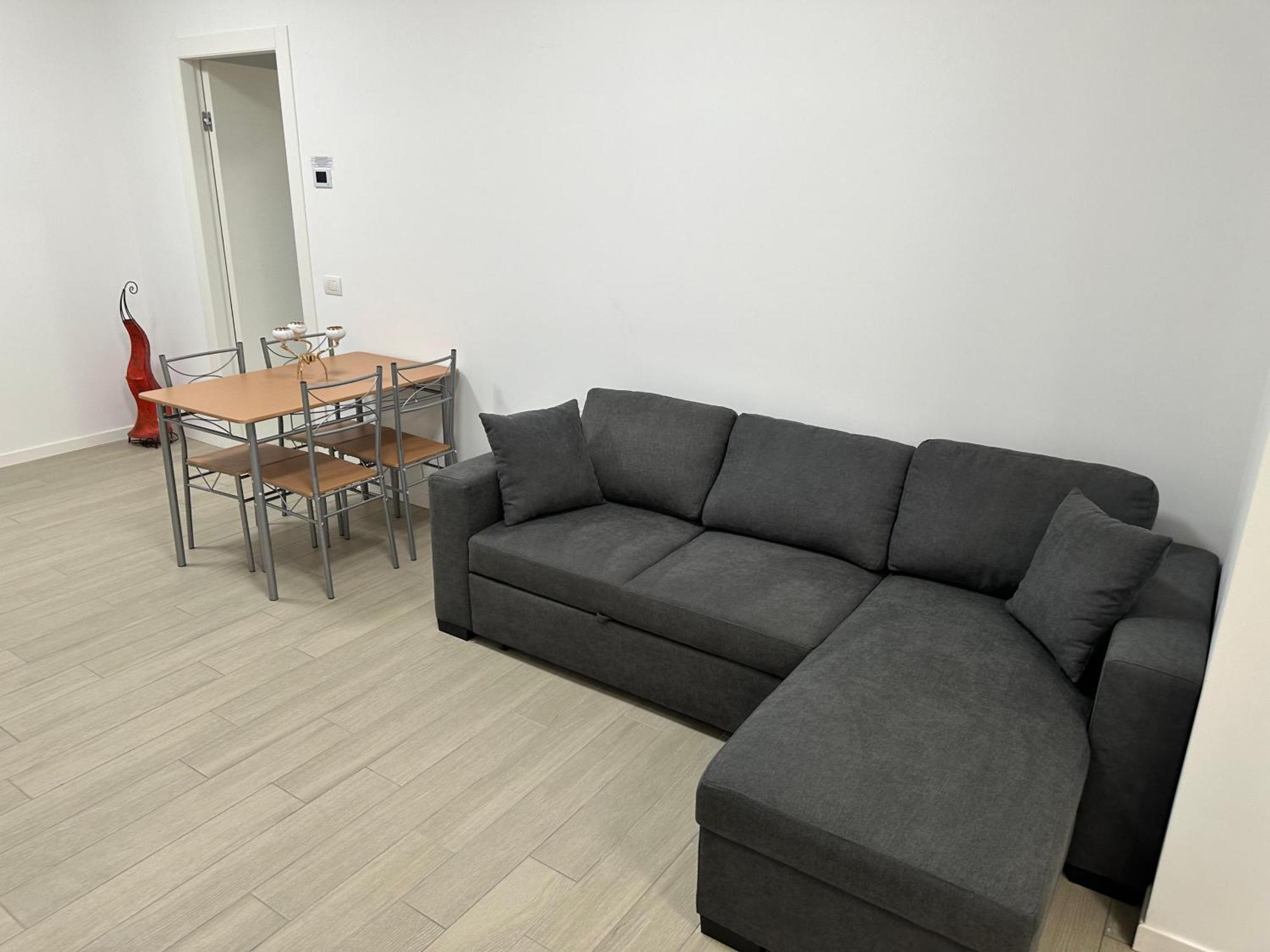 Casa Ideale Tim Appartmanti Moderni Vicina Al Centro Lecco Εξωτερικό φωτογραφία