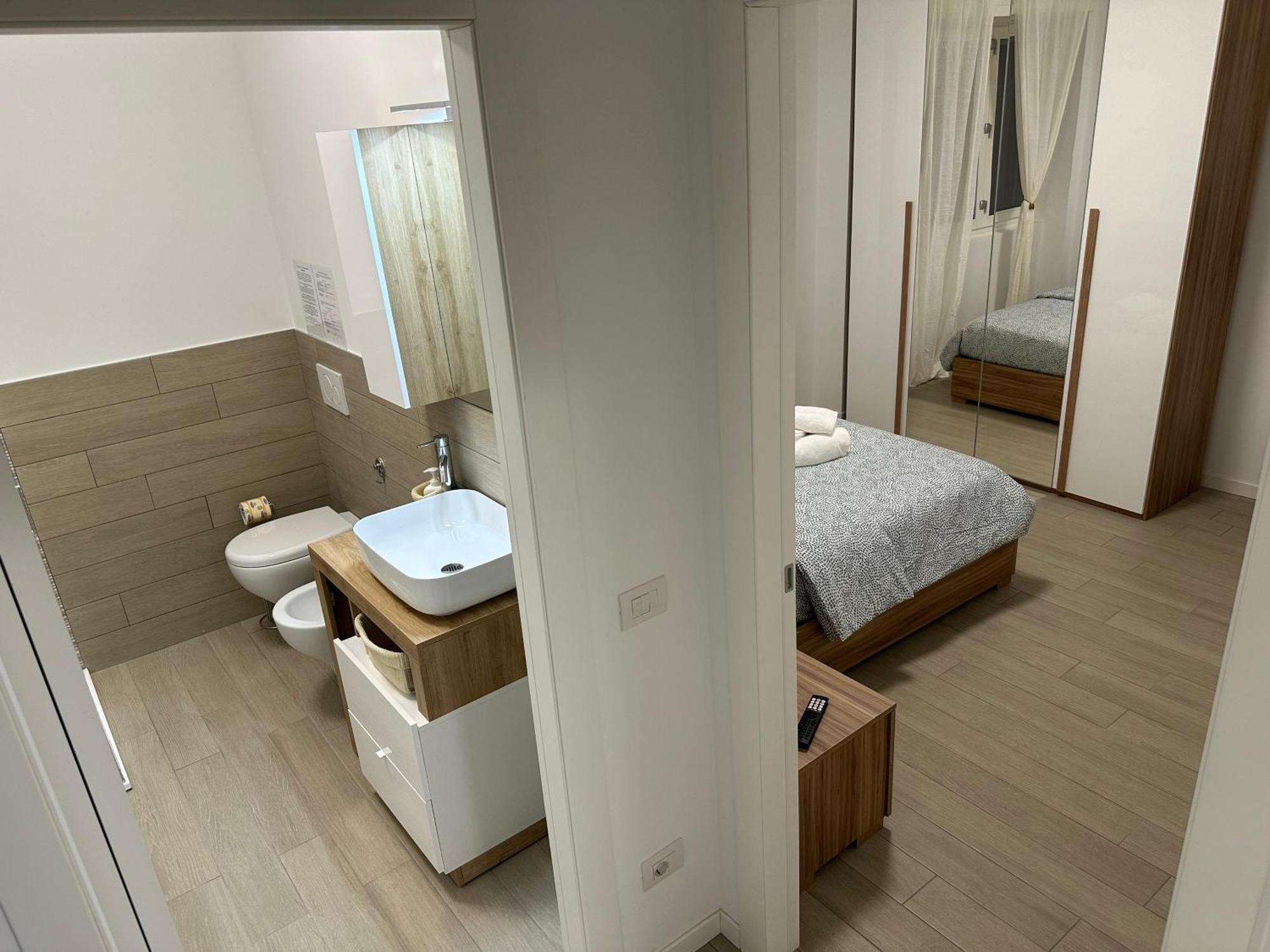 Casa Ideale Tim Appartmanti Moderni Vicina Al Centro Lecco Εξωτερικό φωτογραφία