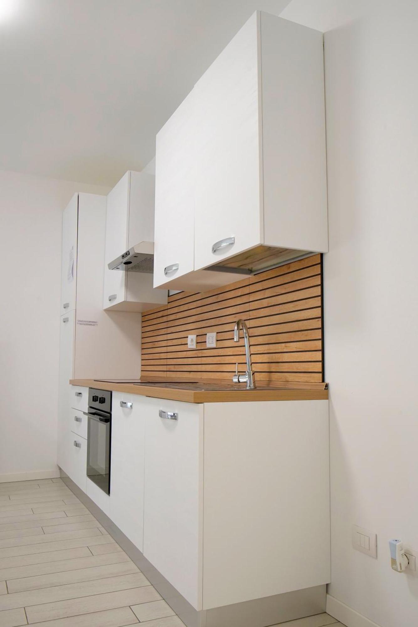 Casa Ideale Tim Appartmanti Moderni Vicina Al Centro Lecco Εξωτερικό φωτογραφία