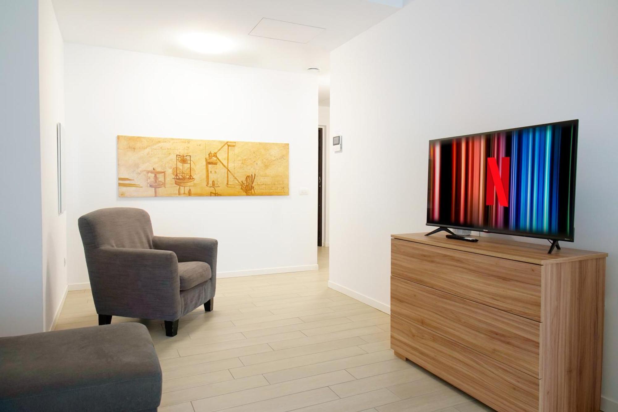 Casa Ideale Tim Appartmanti Moderni Vicina Al Centro Lecco Εξωτερικό φωτογραφία