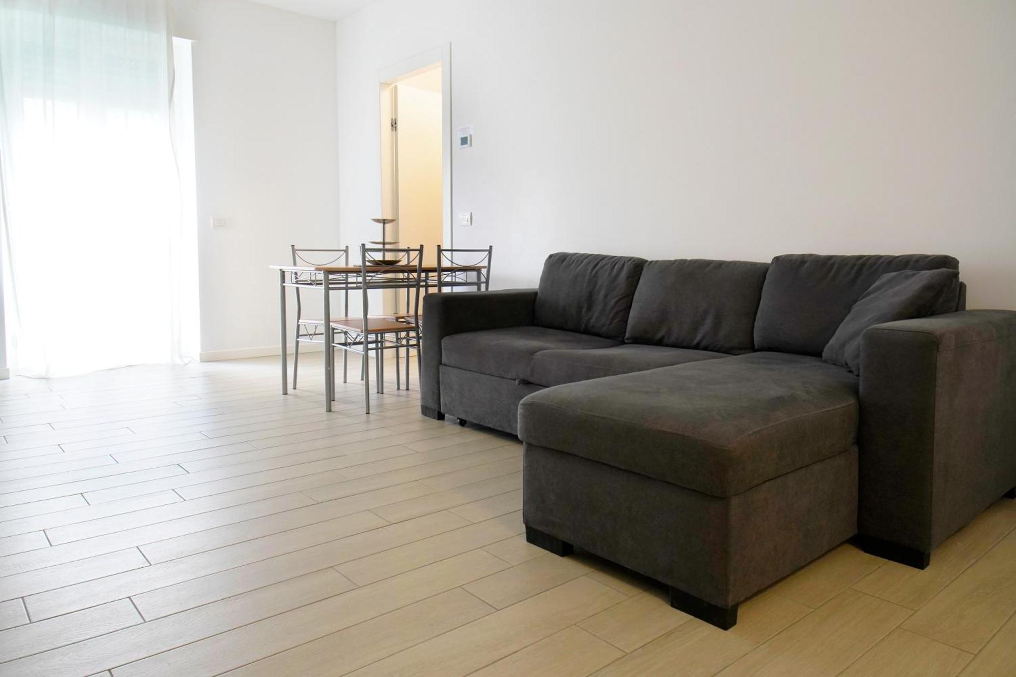 Casa Ideale Tim Appartmanti Moderni Vicina Al Centro Lecco Εξωτερικό φωτογραφία